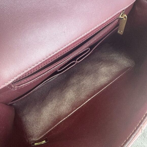 CHANEL Pagoda Quilted Mauve Gold Shoulder Bag - Picture 11 of 16